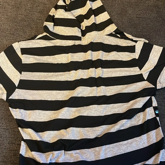 M.K.M Designs hooded t shirt. Vintage Y2K. Silver sparkly & black w sequences. - Picture 4 of 4